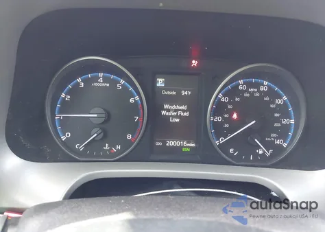 2018 Toyota Rav4 Xle from USA, damaged, VIN 2T3WFREV7JW433779